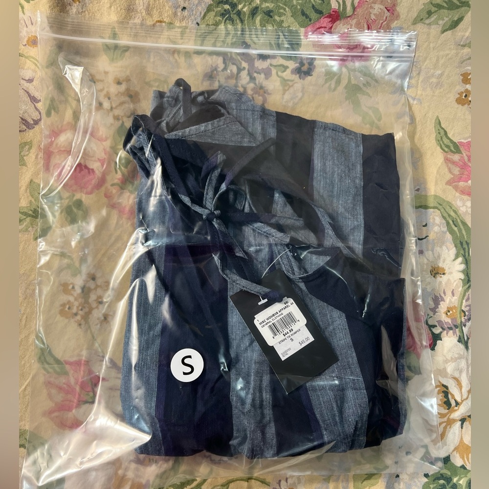 Hurley Navy and Gray Striped Romper - Picture 7 of 11